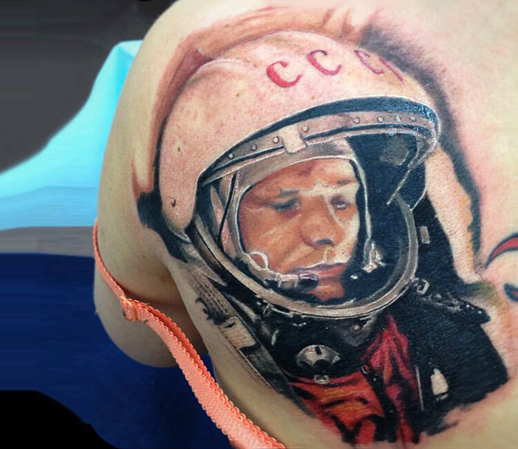 Astronaut CCCP tattoo by Alexander Romashev