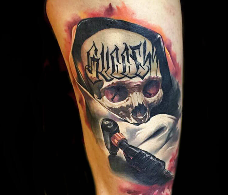Skull and letters tattoo by Benjamin Laukis