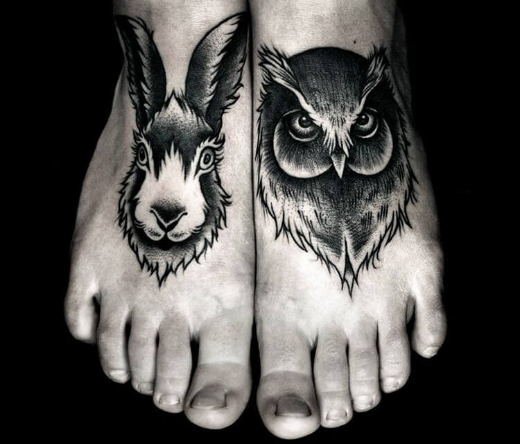 Animal dotwork tattoo by Kamil Czapiga