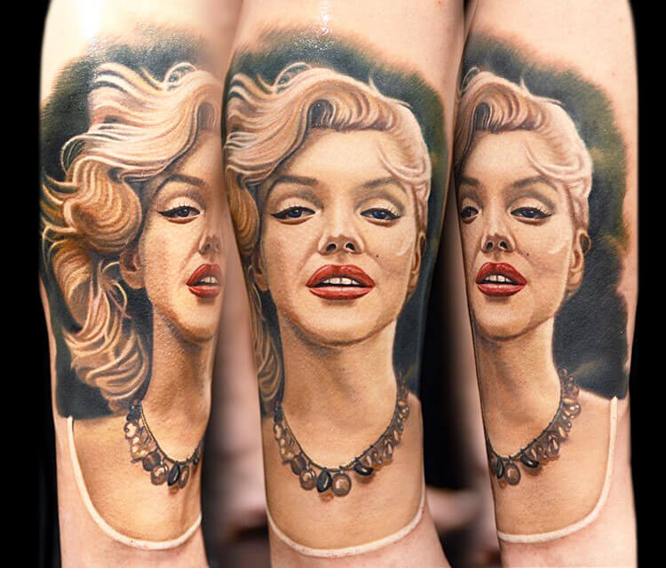 Marilyn Monroe tattoo portrait by Nikko Hurtado