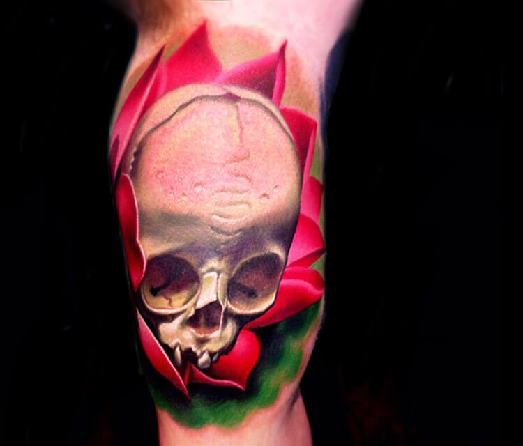 Skull tattoo by Nikko Hurtado