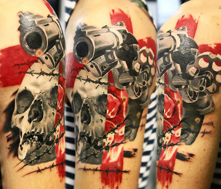 Skull and Gun tattoo by Valentina Ryabova